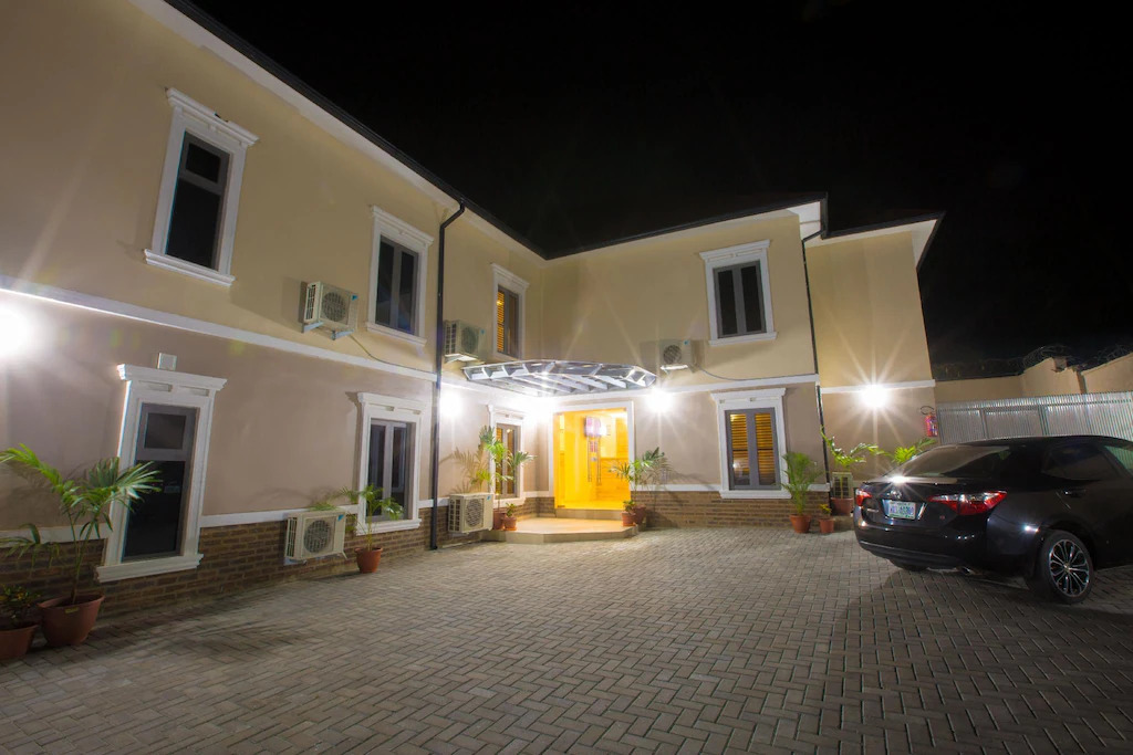 /web/uploads/116/Ivana Suites/header-images/ivana 3.jpg